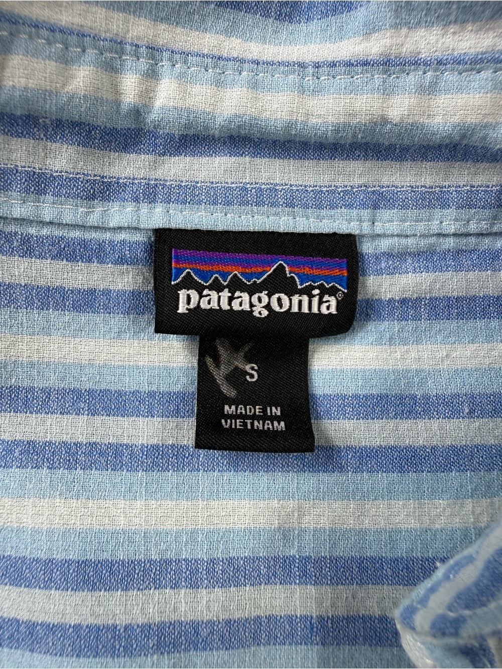Patagonia Light Blue and White Striped Short-Sleeve Button-Down Shirt - Picture 7 of 12